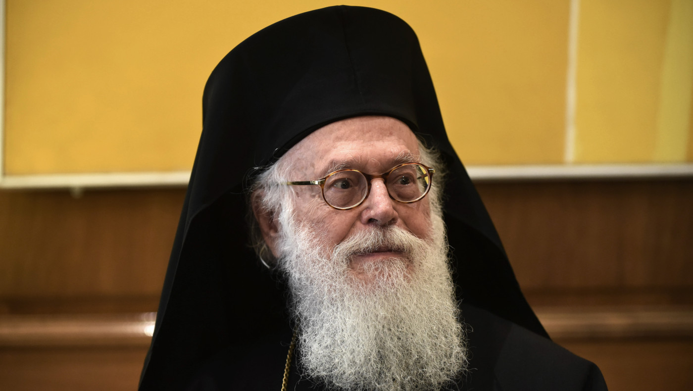 Πέθανε ο Αρχιεπίσκοπος Αλβανίας Αναστάσιος