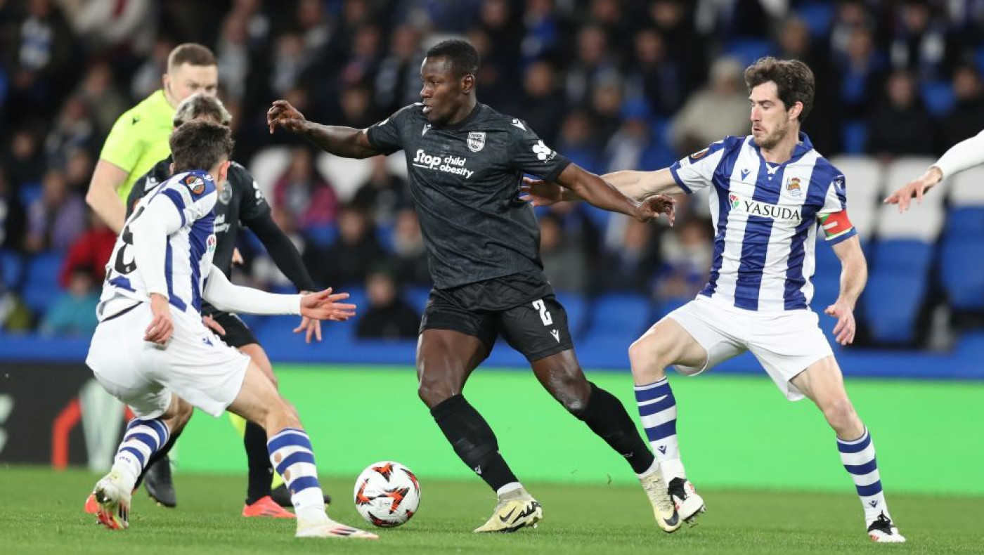 Σοσιεδάδ-ΠΑΟΚ: Έχασε τα άχαστα στο «Ανοέτα», πλήρωσε την αδυναμία του στον αέρα