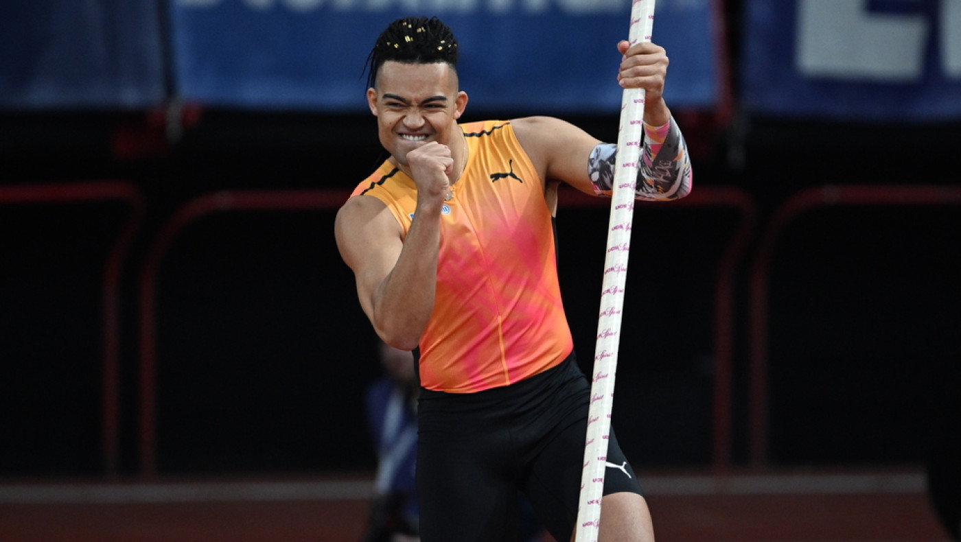 Απίστευτος Καραλής! Νέο Πανελλήνιο Ρεκόρ στα 6.02μ!