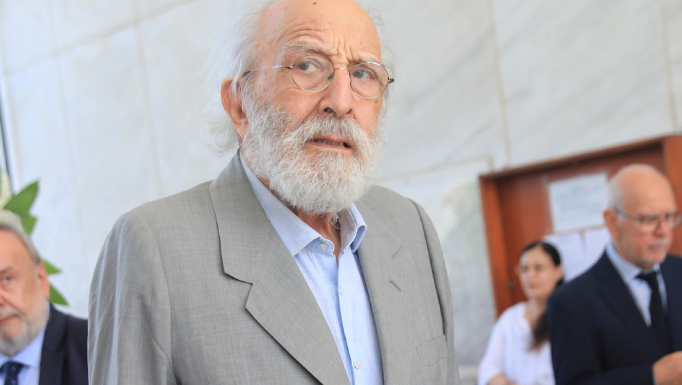Αλέξανδρος Λυκουρέζος: Στο νοσοκομείο με συμπτώματα εγκεφαλικού