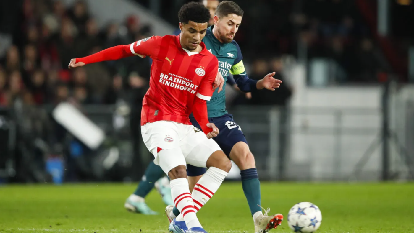 Μάντζιος: Αμφότερες «αγαπούν» τα κόρνερ