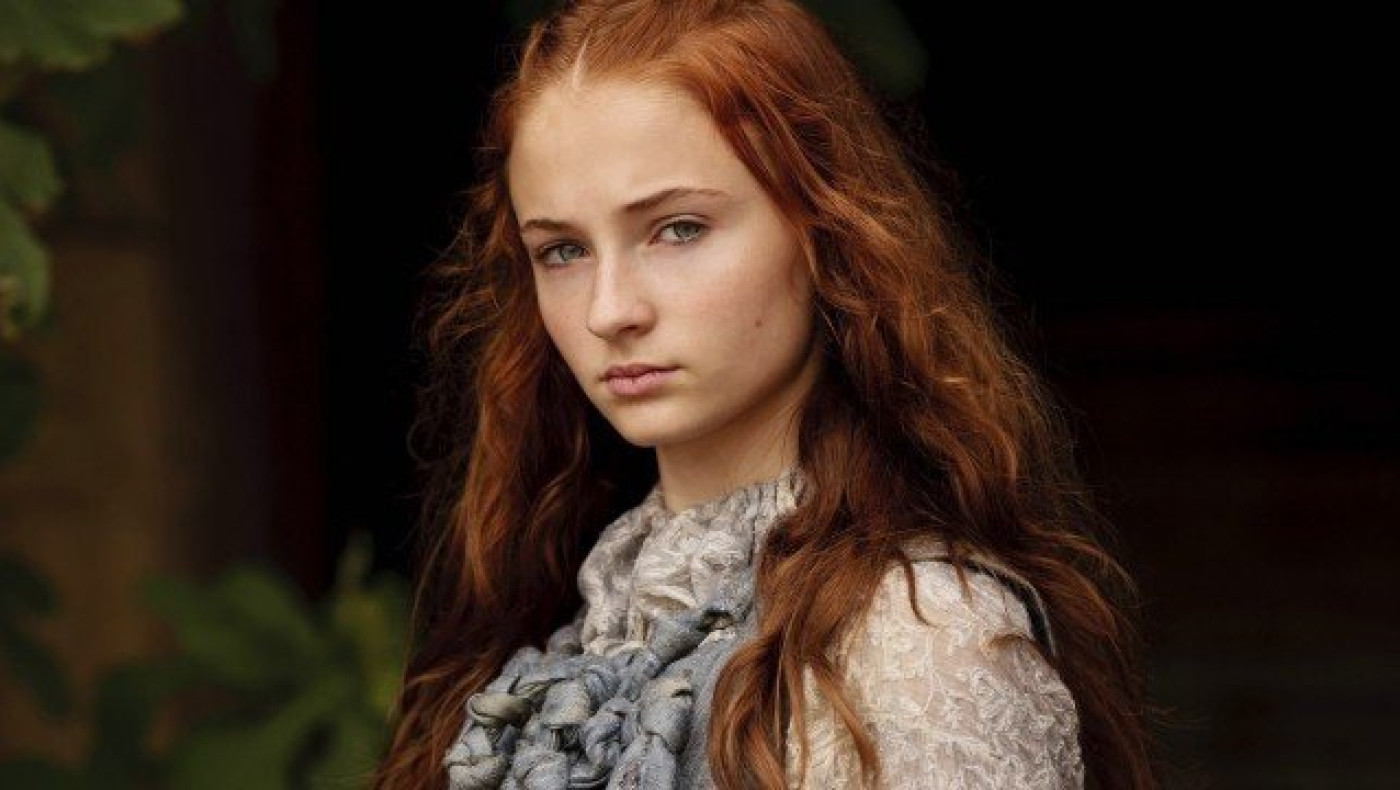 Κολάζει με το φόρεμά της ηθοποιός του Game of Thrones (pics)