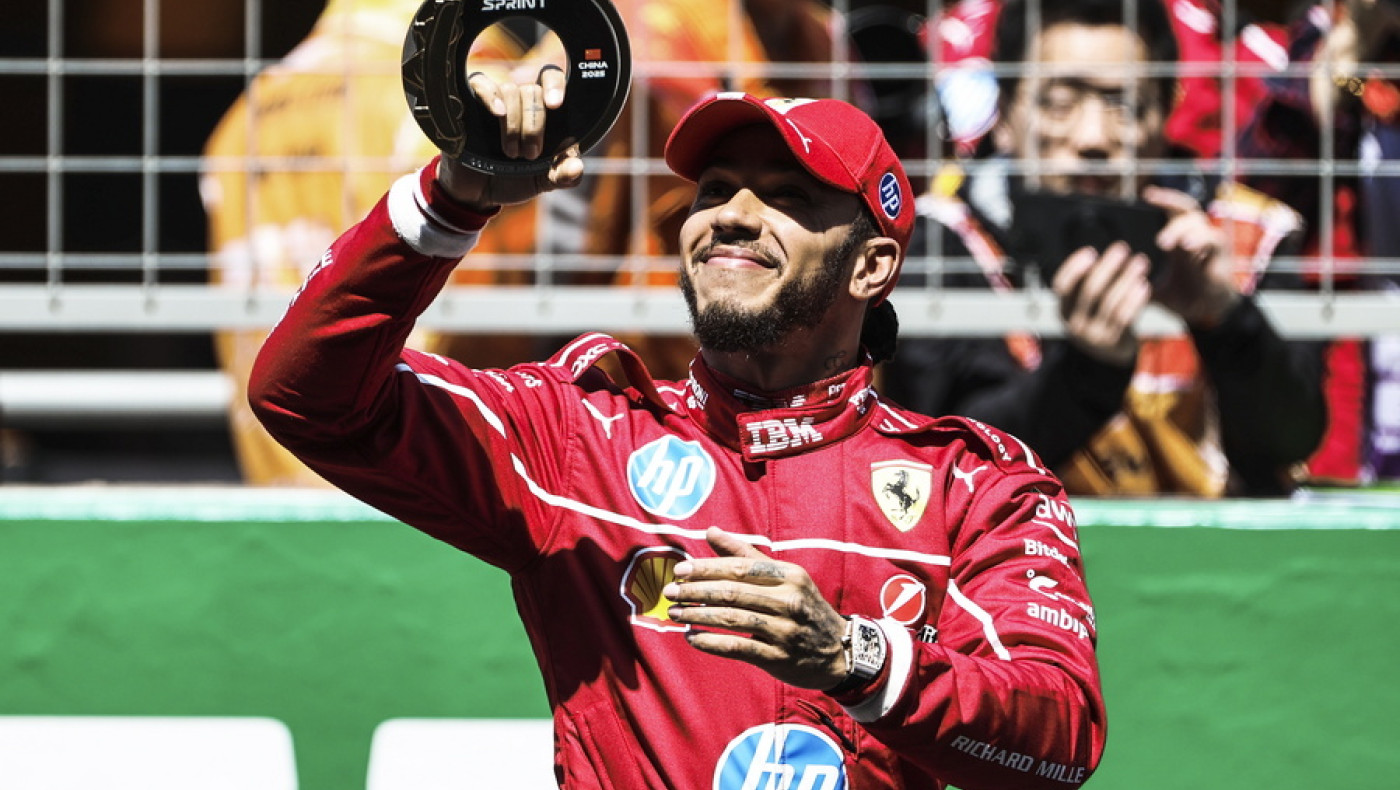 F1: «Άνοιξε λογαριασμό» με τη Ferrari o Χάμιλτον- Στην Κίνα η πρώτη του νίκη