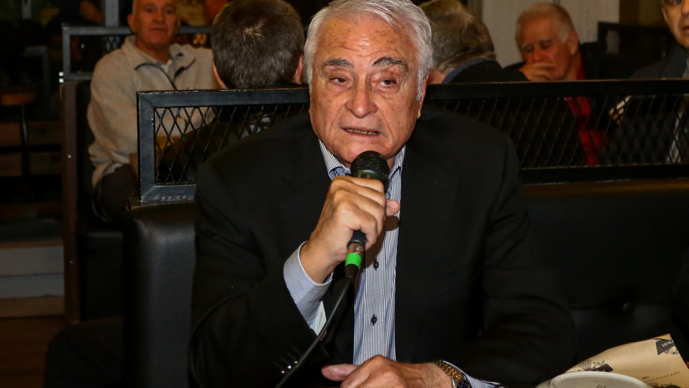 Γιδόπουλος-Δίκη στον ΣΚΑΙ: «Ο Λουτσέσκου είναι ο Σερ Άλεξ Φέργκιουσον της Ελλάδας»