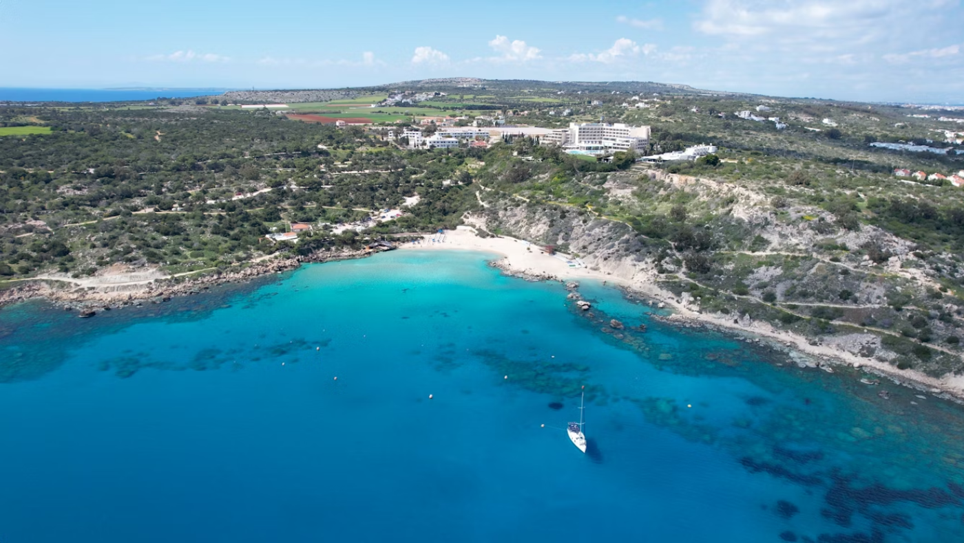 «Island Cyprus»: Προβοκάτσιες Τατάρ με καμπάνια από το ψευδοκράτος
