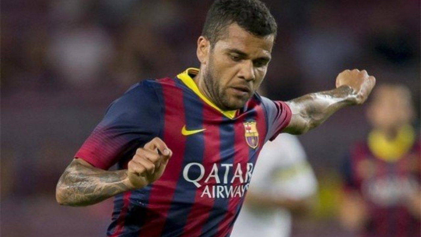 Φεύγει ως ελεύθερος από την Μπαρτσελόνα το 2015 ο Άλβες 