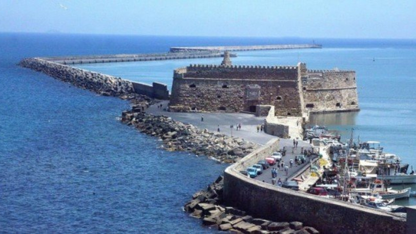 Προτομή του  Γιούρι Γκαγκάριν παρουσιάστηκε στην Κρήτη (pics)