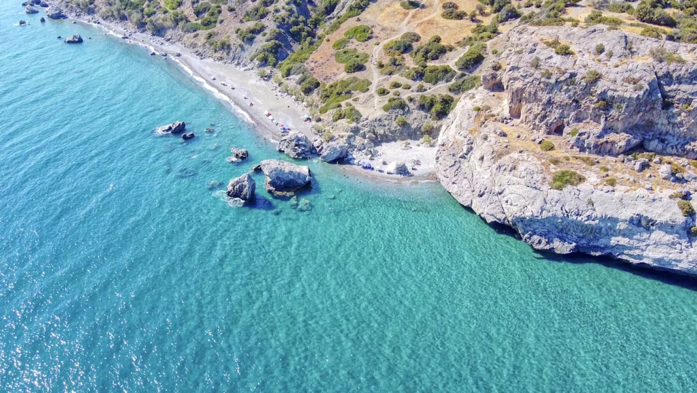 Μύρτος: Πού βρίσκεται το χωριό που έχει λιακάδα 320 ημέρες τον χρόνο