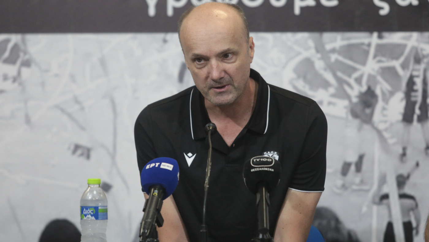 Ζντοβτς για Μυστακίδη: «Το νιώθεις στην ατμόσφαιρα-Ελπίζω να ξεκαθαρίσει σύντομα»