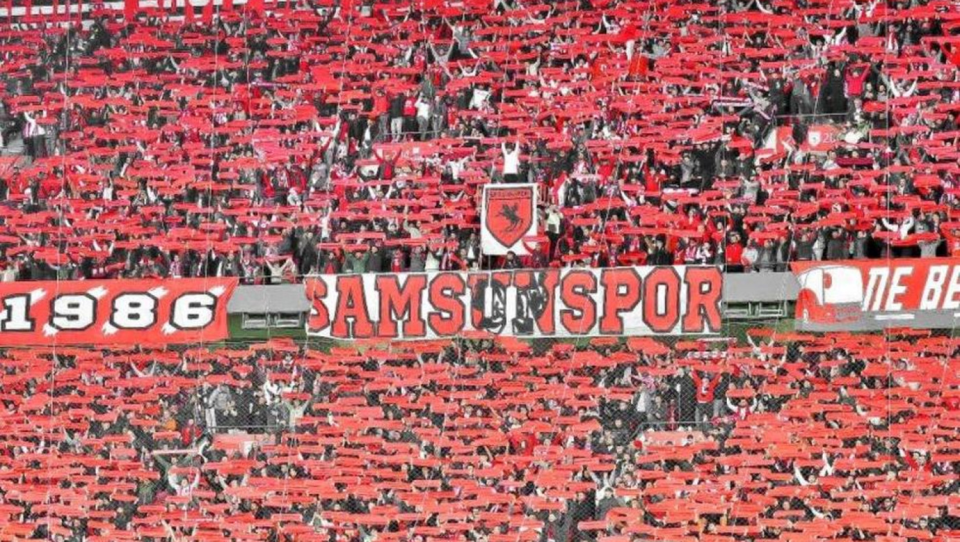 Σαμσουνσπόρ-ΑΕΚ: Προκλητικά συνθήματα των Τούρκων για τον Κεμάλ Ατατούρκ (vid)