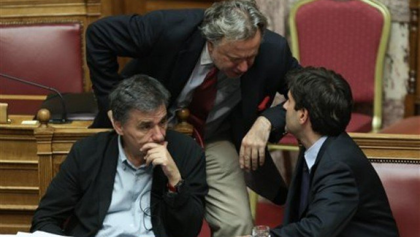 Στο μικροσκόπιο τα κοινωνικά επιδόματα - Ποια κινδυνεύουν με περικοπή