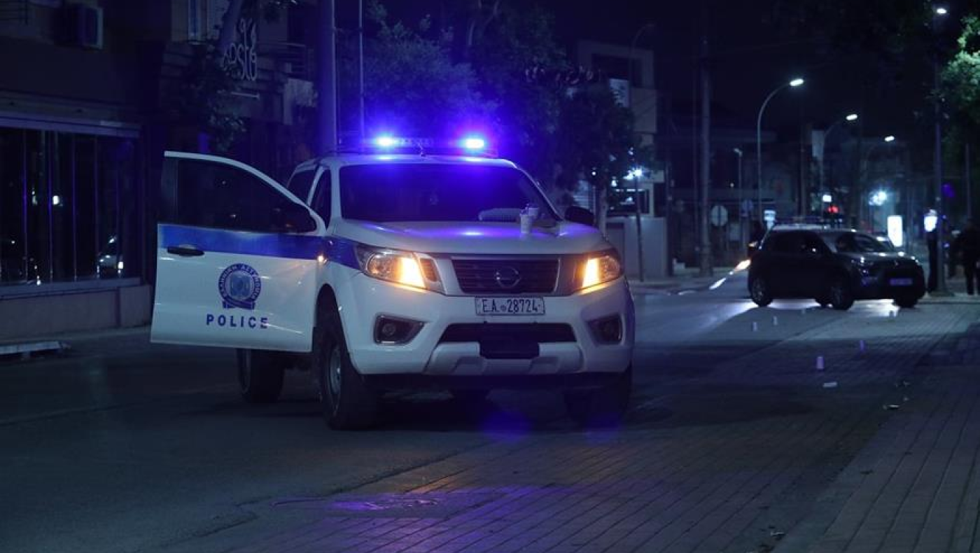 Εντόπισαν κινητό...οπλοστάσιο στα Καμένα Βούρλα!