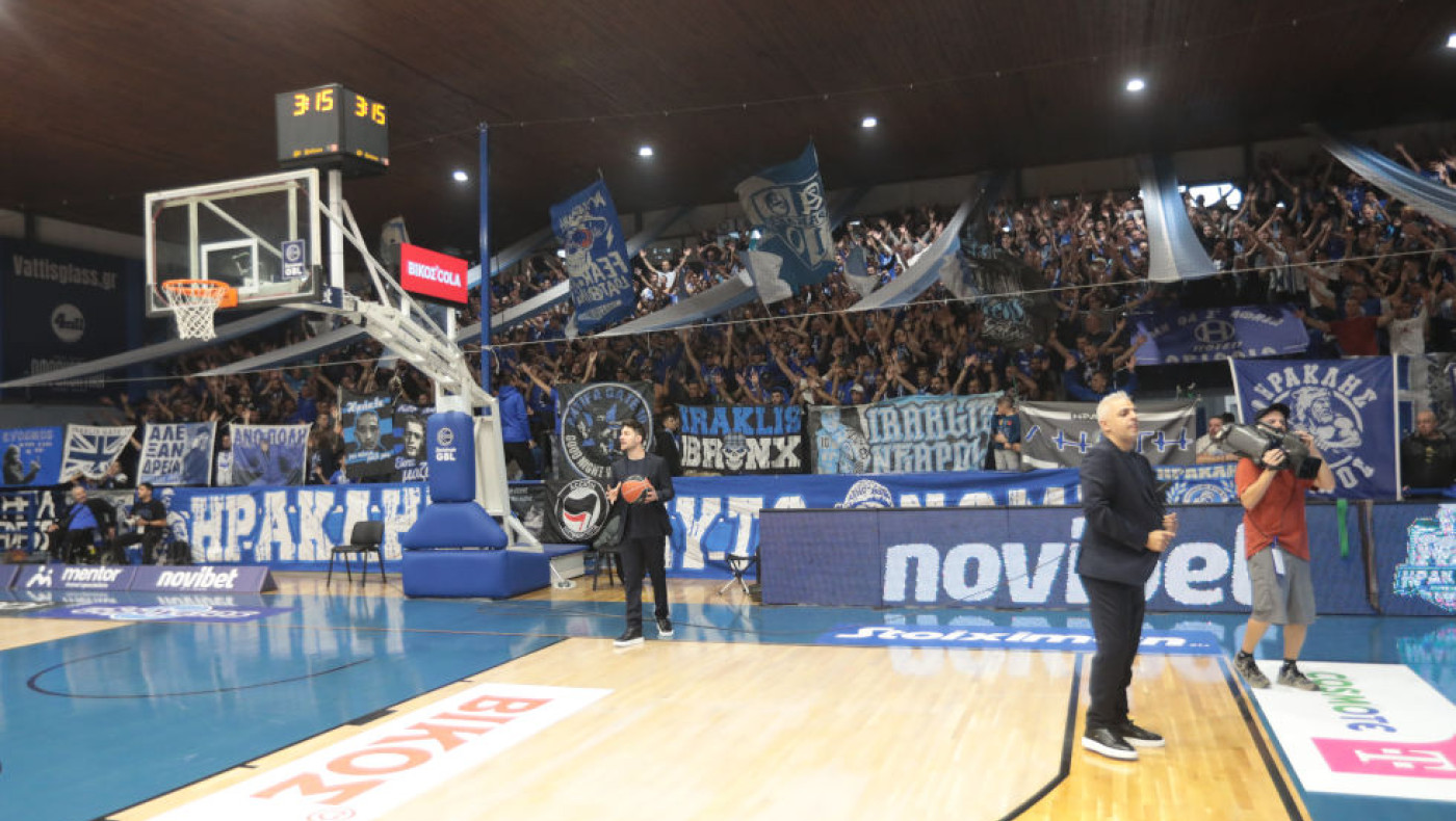 Τέτοιες εικόνες δεν σας έλειψαν; Ο Ηρακλής είναι εδώ: «Μέσα στο ναό το Ιβανώφειο...»