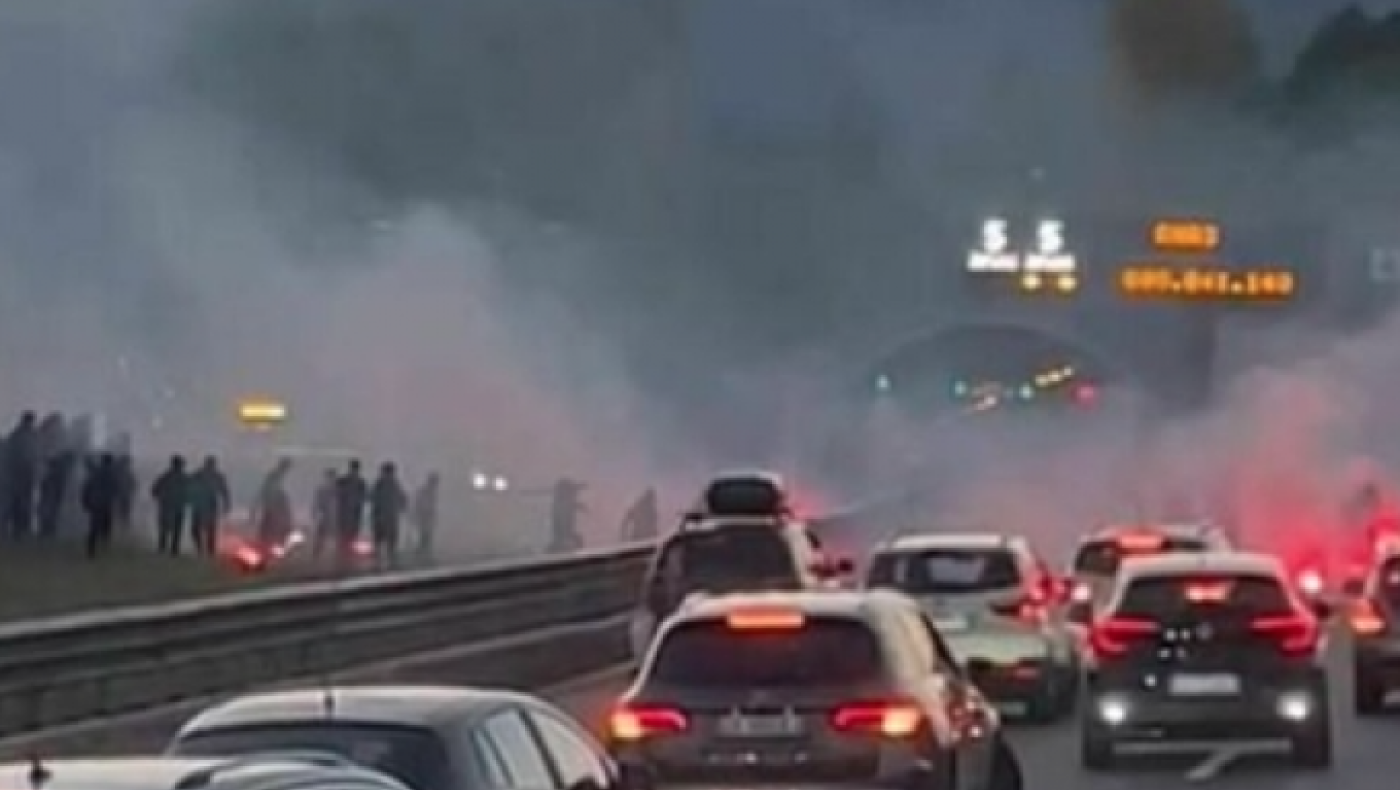 Ιταλία: Το ξύλο της... αρκούδας στην Εθνική Οδό-Συμπλοκή οπαδών και κυκλοφοριακό χάος (vid)