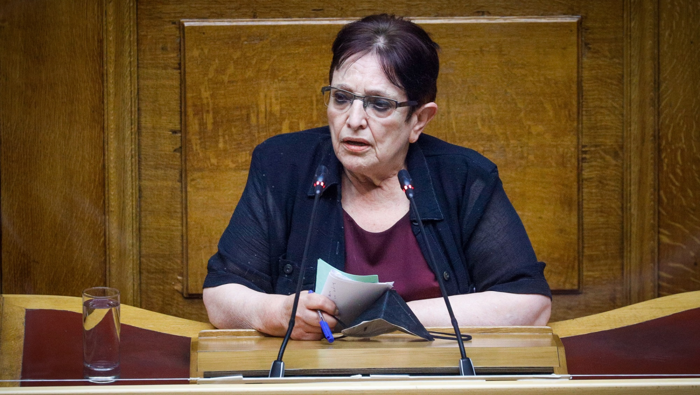 Εξιτήριο για την Αλέκα Παπαρήγα: «Επιτελούν έργο σε αντίξοες συνθήκες»