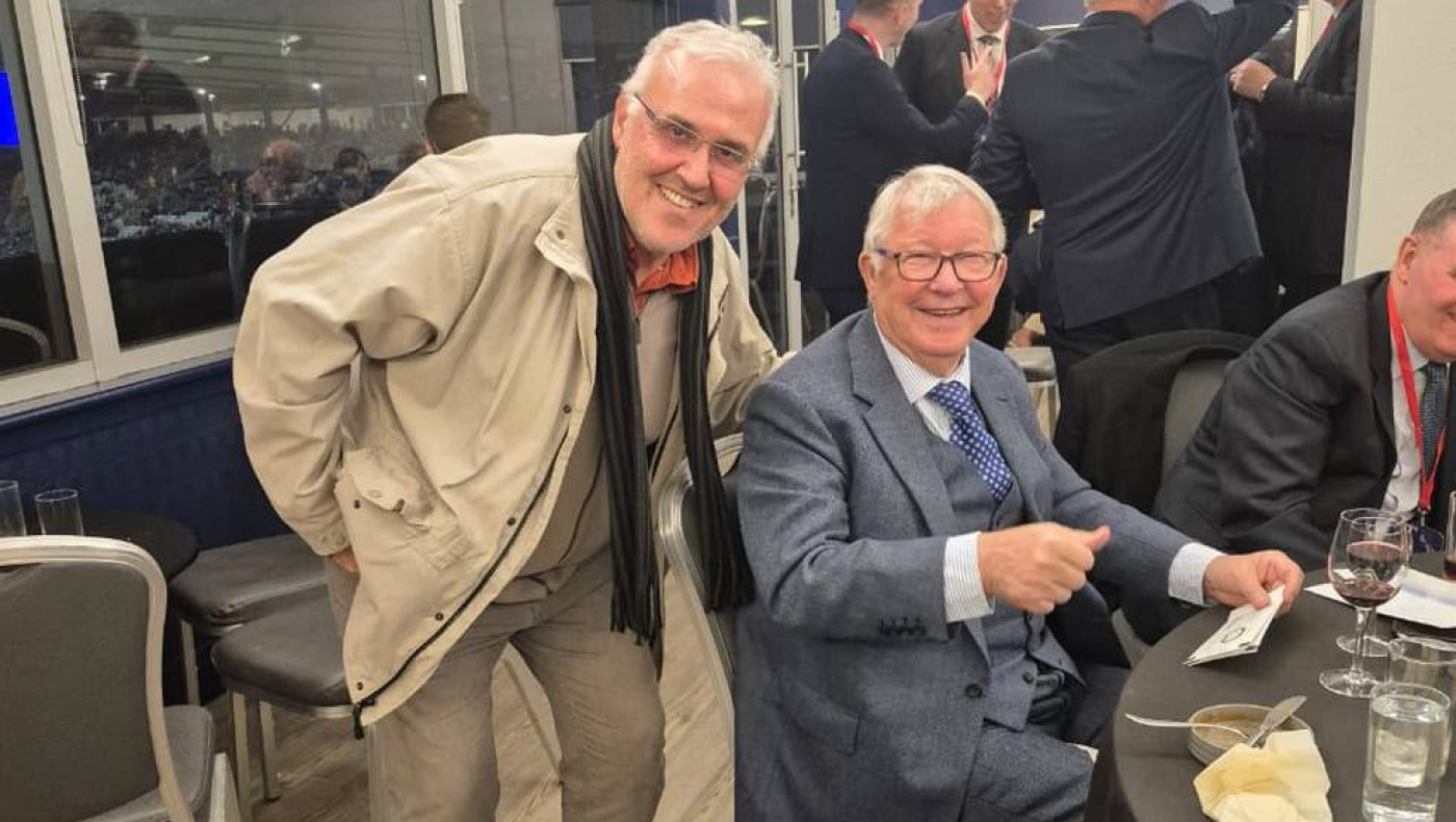 Σκωτία-Ελλάδα: Το τετ-α-τετ του Κυριάκου Θωμαΐδη με τον Σερ Άλεξ Φέργκιουσον