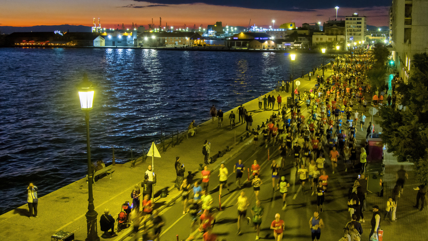 Θεσσαλονίκη: Ποιοι δρόμοι κλείνουν λόγω του Νυχτερινού Ημιμαραθωνίου