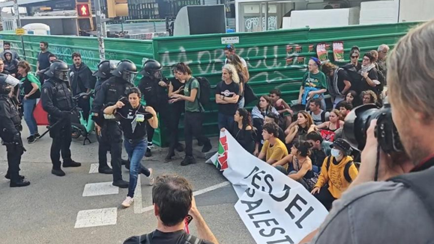 Βαρκελώνη: Διαδηλώσεις υπέρ της Παλαιστίνης πριν τον αγώνα Χάποελ Ιερουσαλήμ-Μανρέσα