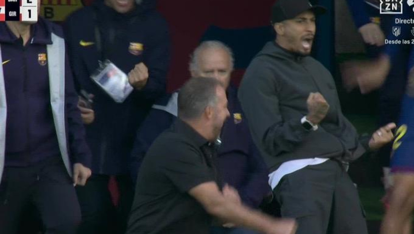 Πρόκληση Φλικ με άσεμνη χειρονομία στο νικητήριο γκολ της Μπαρτσελόνα στις καθυστερήσεις