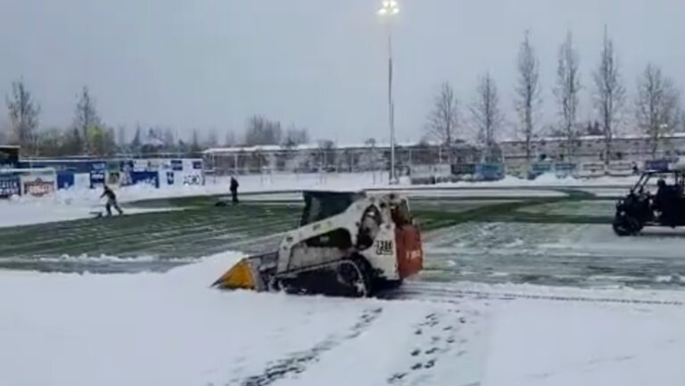 Δεν θα γίνει ο αγώνας της Κ19 του ΠΑΟΚ στο «KA Vollurin» - Σκέψεις να διεξαχθεί σε κλειστό γήπεδο