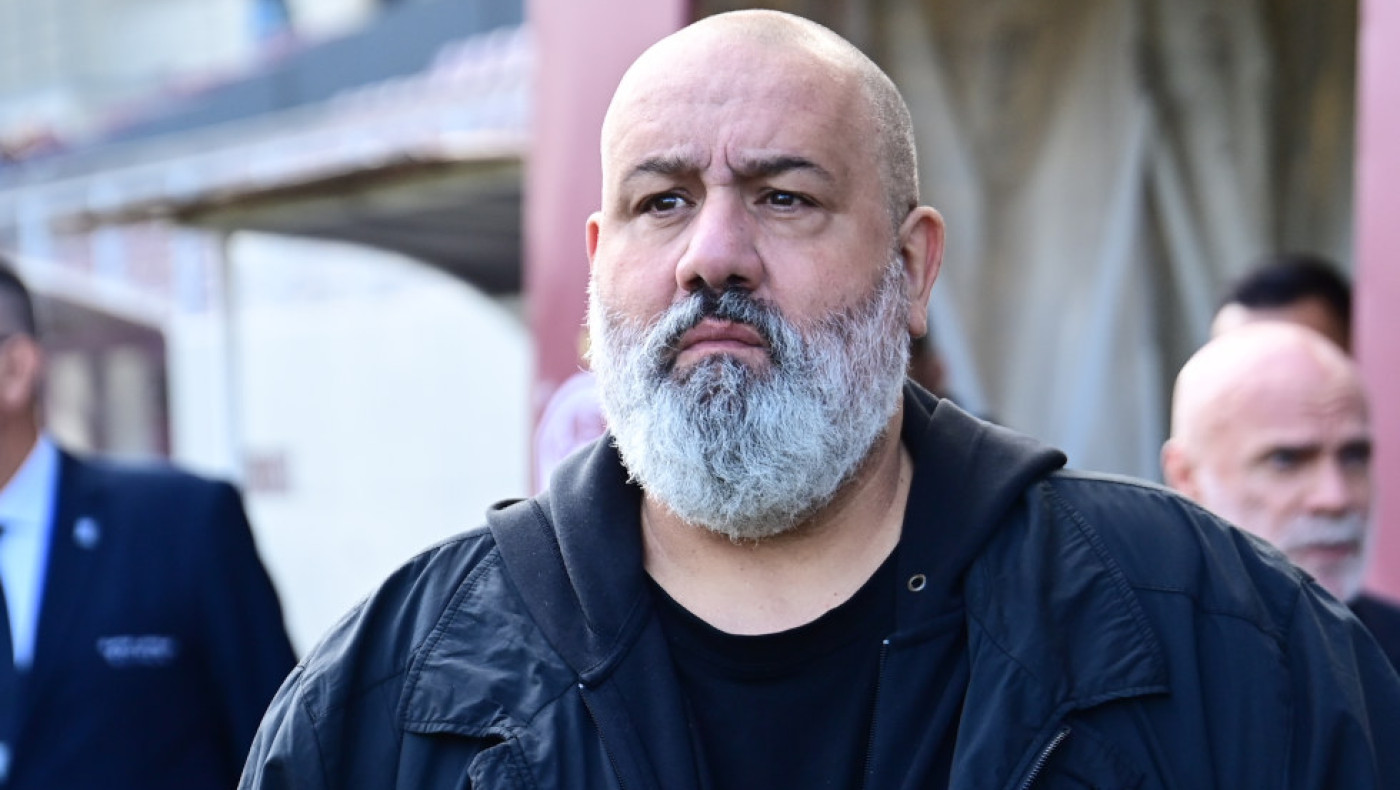 Καραπαπάς κατά Δέδε: «Ντεντέ αγόρι μου, άστο καλύτερα»