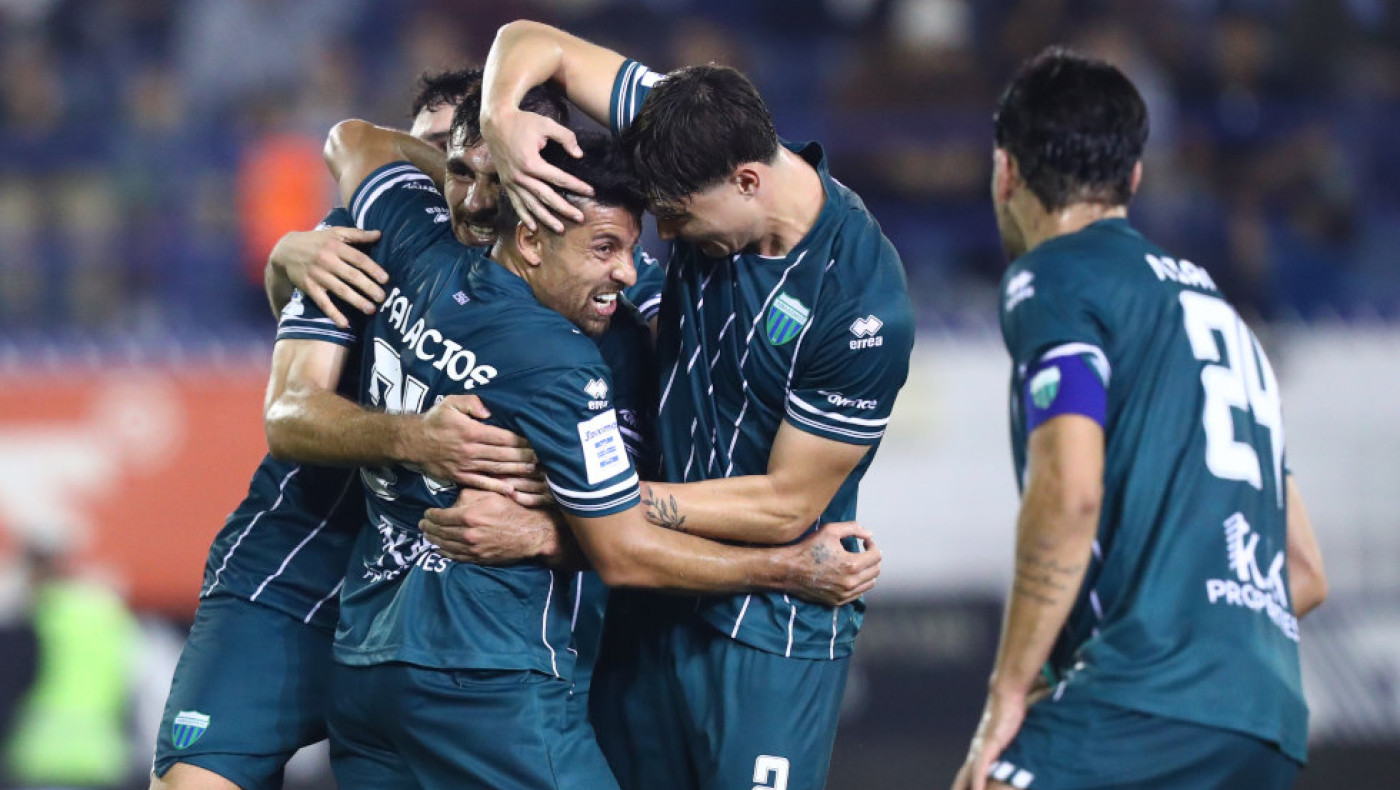 Λεβαδειακός: Η επιτομή του ολοκληρωτικού ποδοσφαίρου-Πέτυχε γκολ με πέντε πάσες (vid)