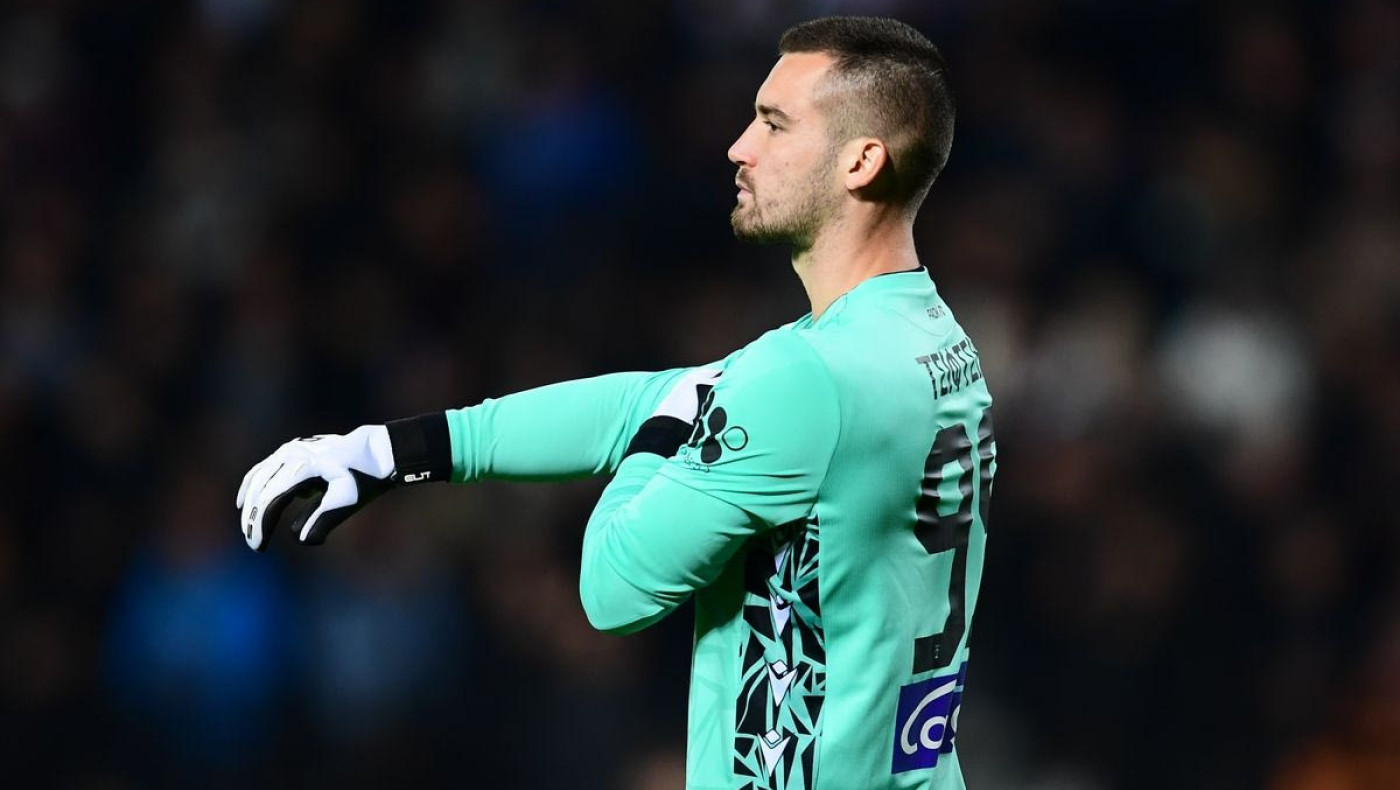 Στο «μπλοκάκι» του Γιοβάνοβιτς ο Τσιφτσής!