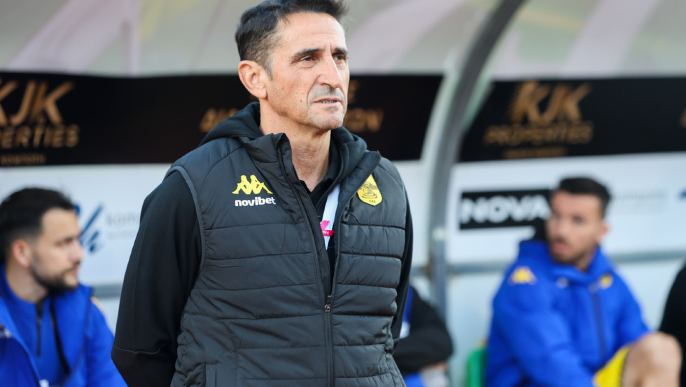 Χιμένεθ: «Ικανοποιημένος μόνο από την απόδοση, καμία μομφή σε Ουζουνίδη»