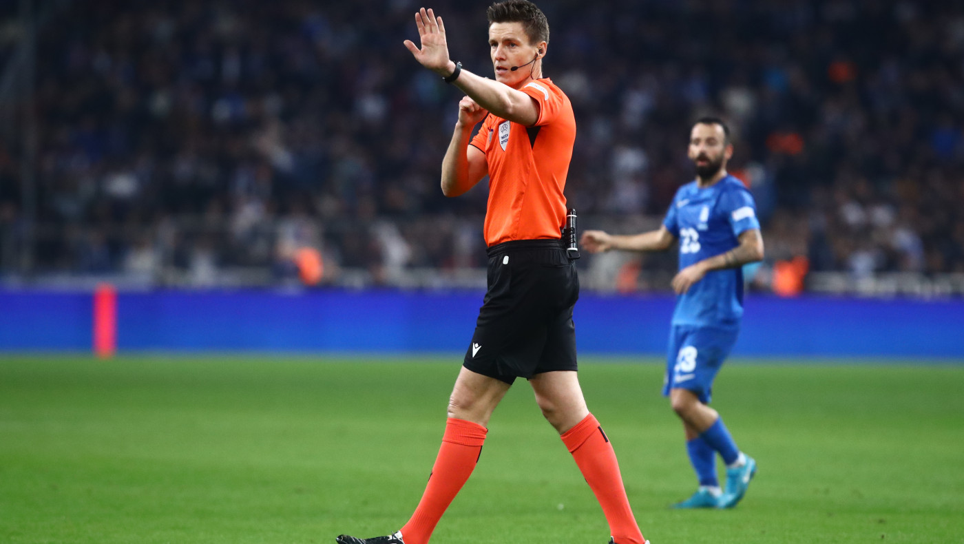 Super League: Ζίμπερτ στο Ολυμπιακός-Άρης