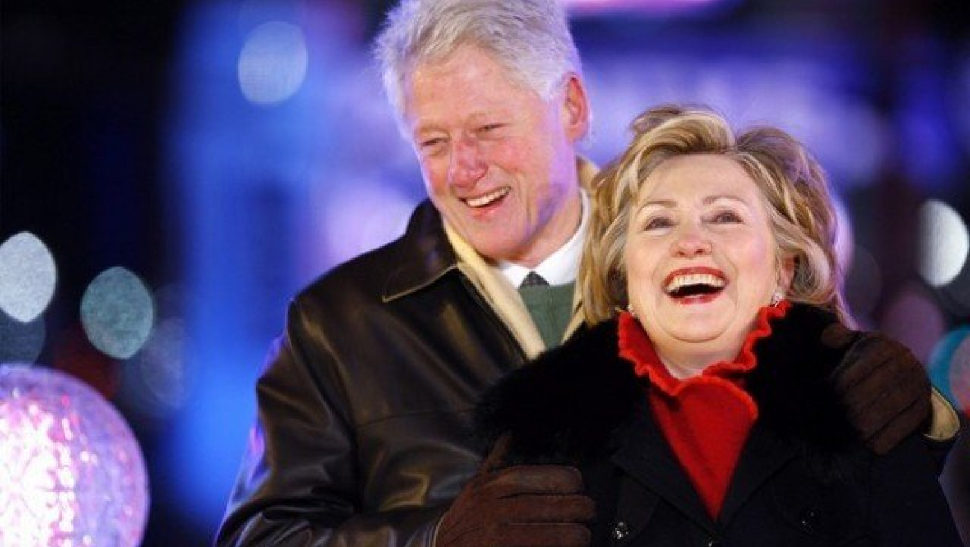 Ο Μπιλ Κλίντον πέταξε το τηλέφωνο σε καυγά με την Xίλαρι μετά την ήττα