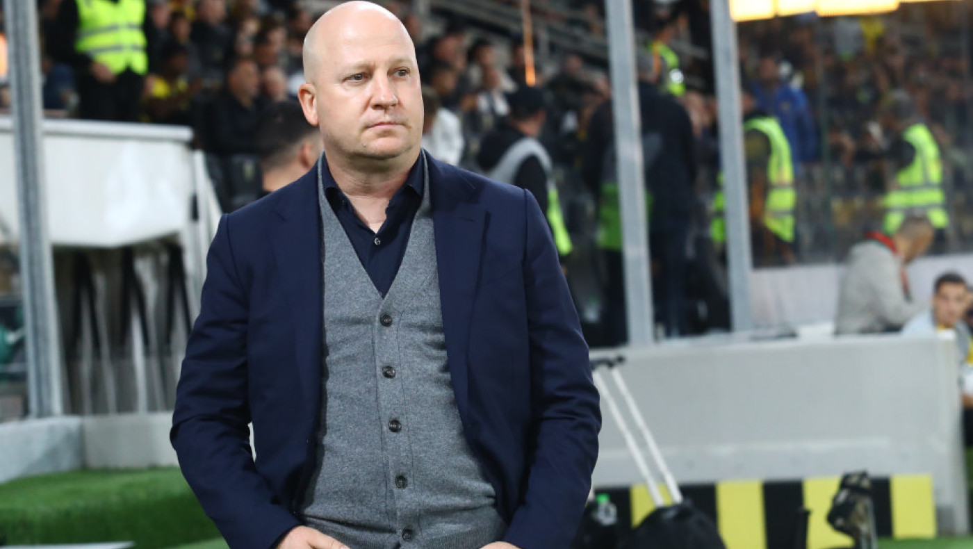 Αιχμές Νίκολιτς για τη διαιτησία: «Όσο μας το επέτρεπαν, παίξαμε ποδόσφαιρο»