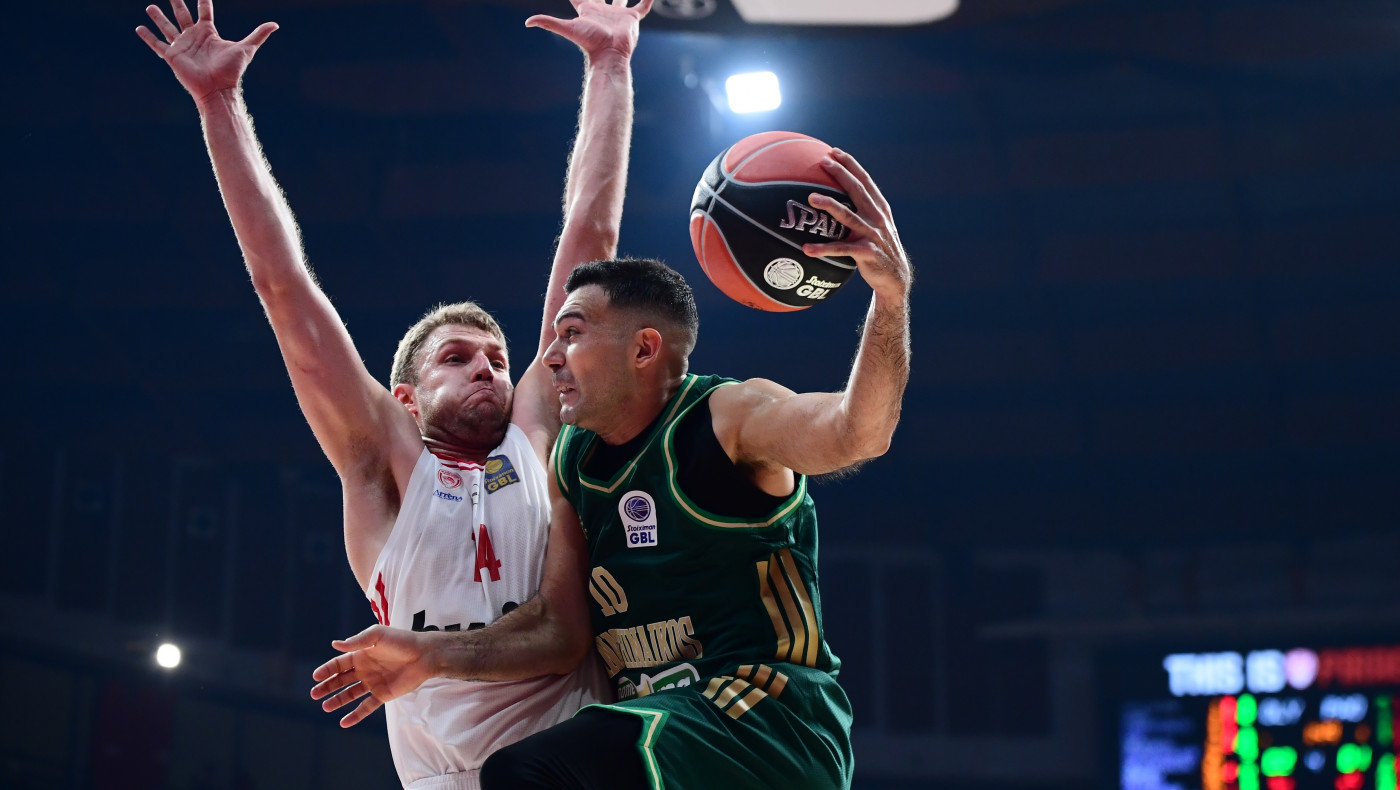 Παναθηναϊκός: Το ξέσπασμα Σλούκα και η θερμή υποδοχή στον Φαρίντ