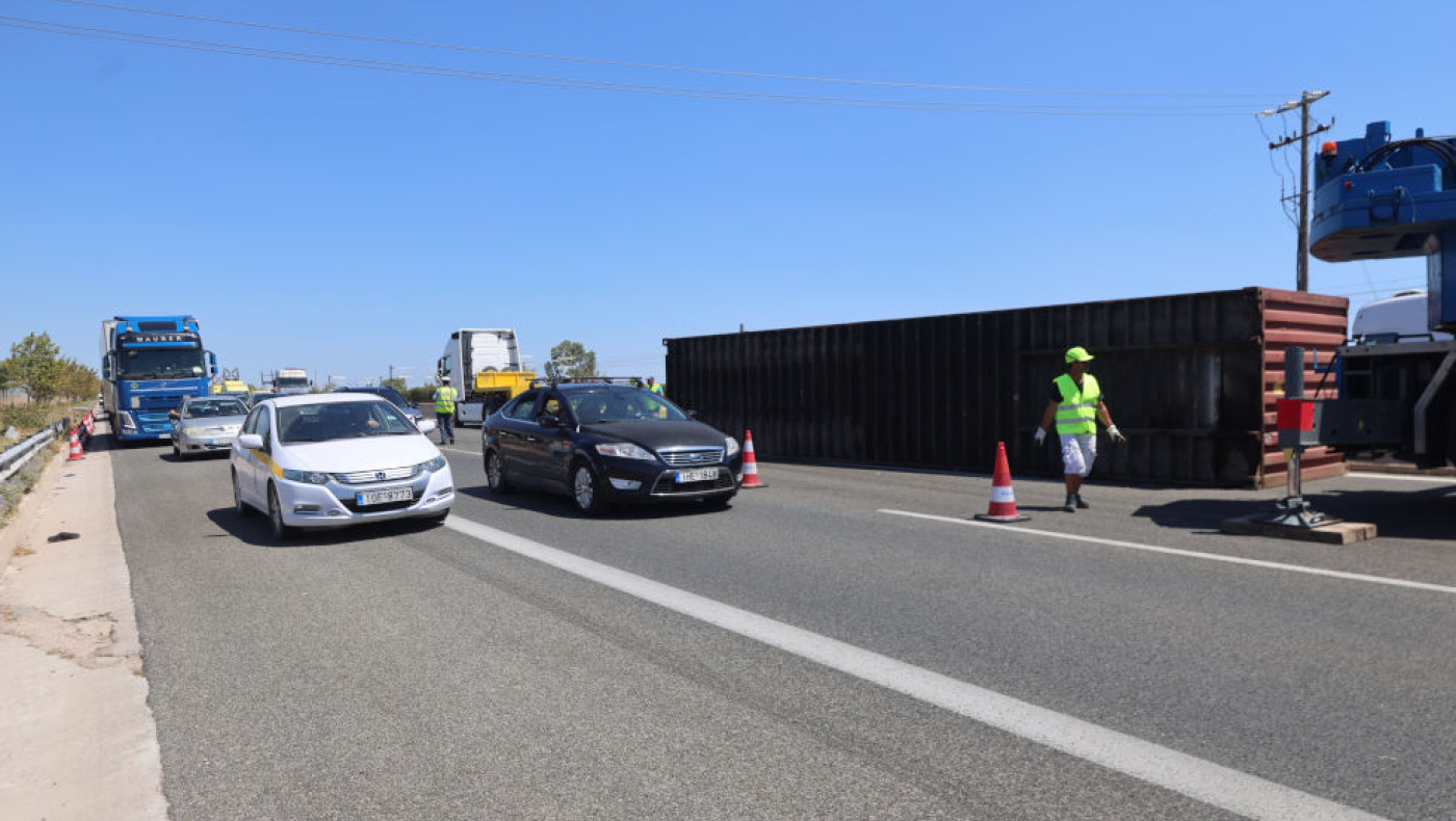 Νυχτερινές εργασίες διαγράμμισης στη Μουδανιών: Από πότε ξεκινούν