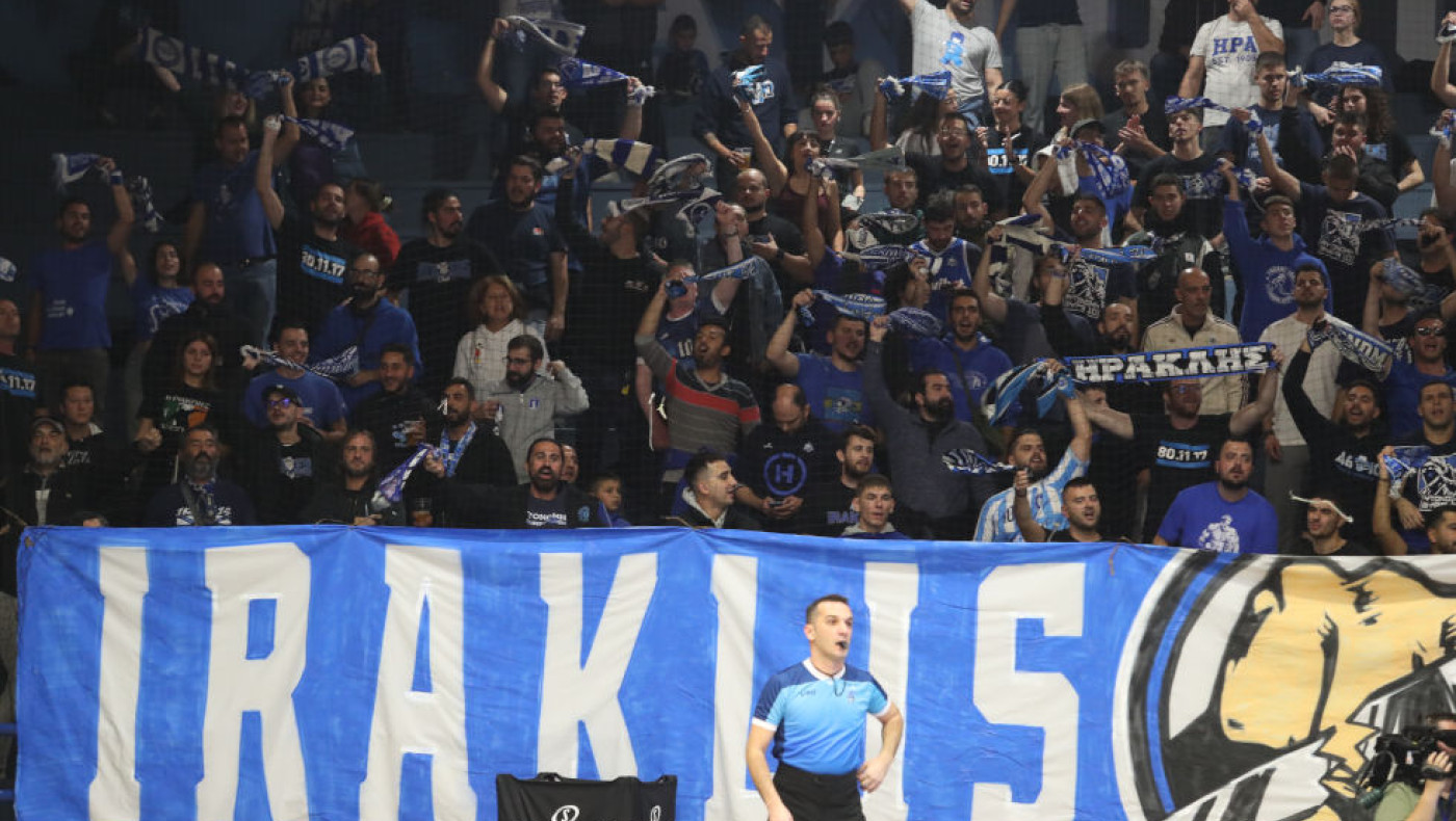 Ο κόσμος του Ηρακλή υποκλίθηκε στους παίκτες για την ευρωπαϊκή νίκη