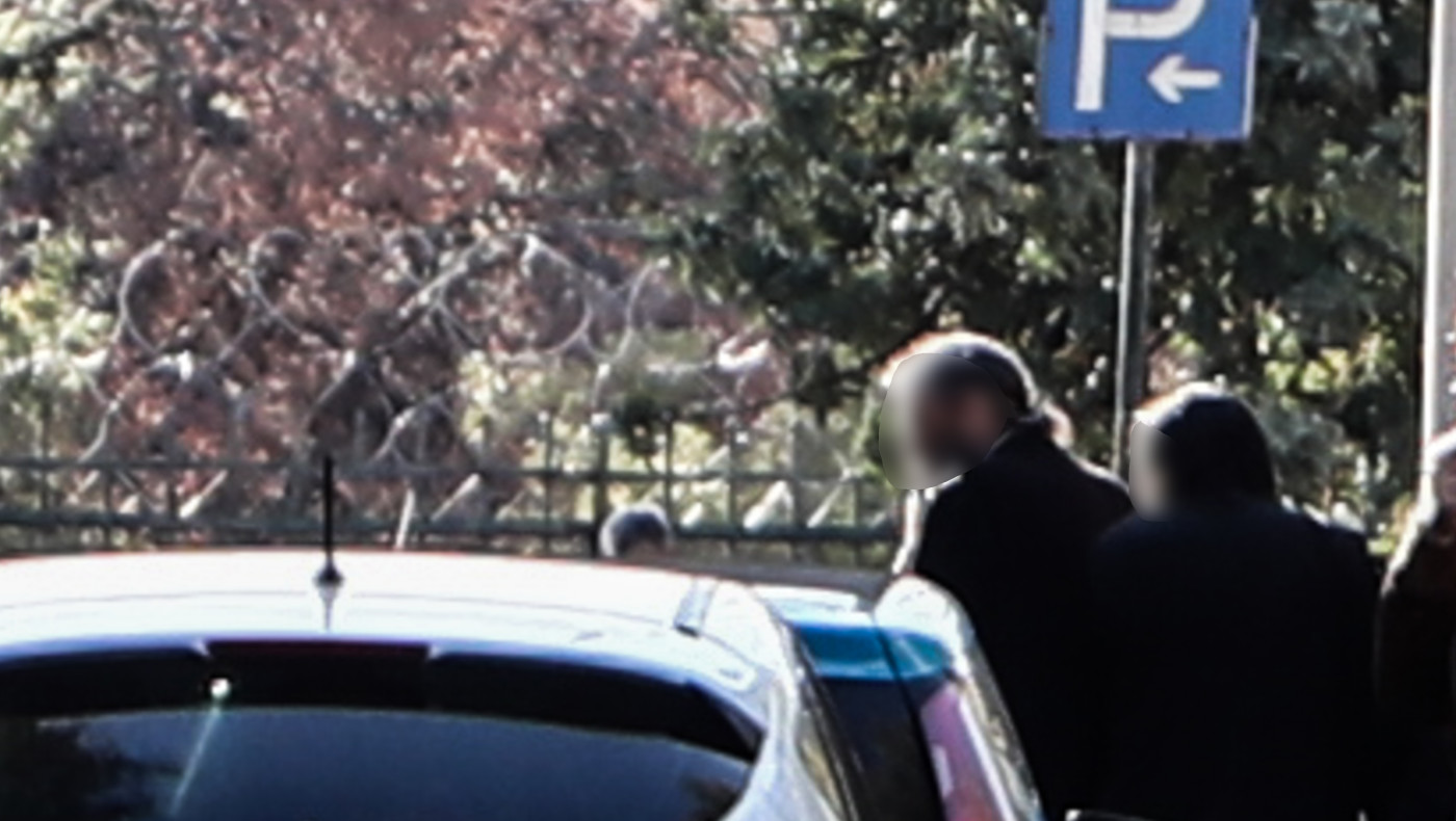 Στην Ευελπίδων ο ρασοφόρος YouTuber: Τα πολυτελή οχήματα και η «καβάντζα» ναρκωτικών