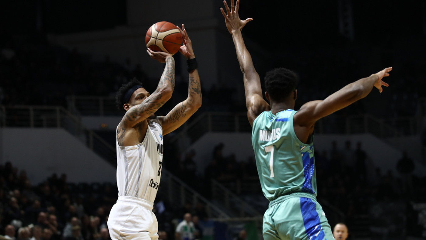 Ο ΠΑΟΚ περίμενε τον Μέλβιν και αυτός... απάντησε με «γεμάτη» εμφάνιση