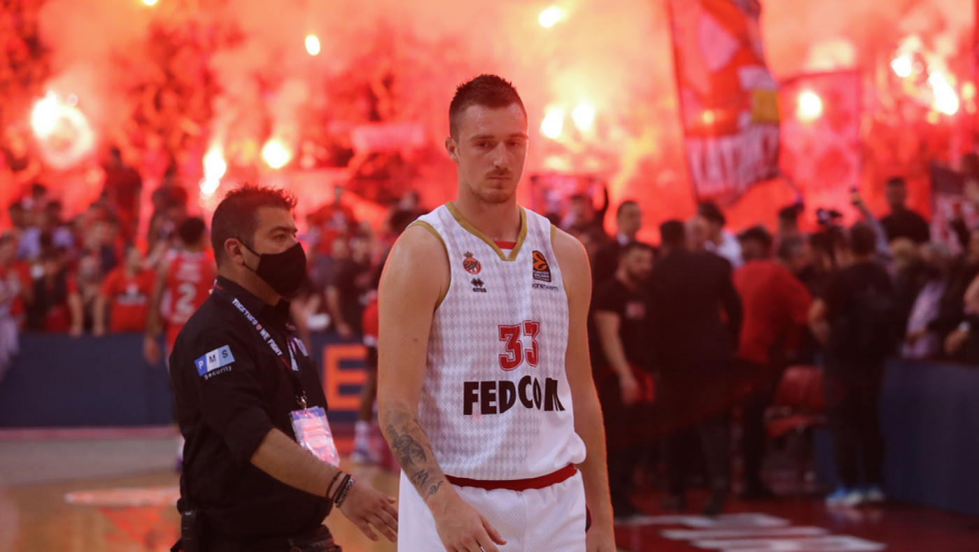 Όταν ο Άντζουσιτς πλήγωσε τον Ολυμπιακό