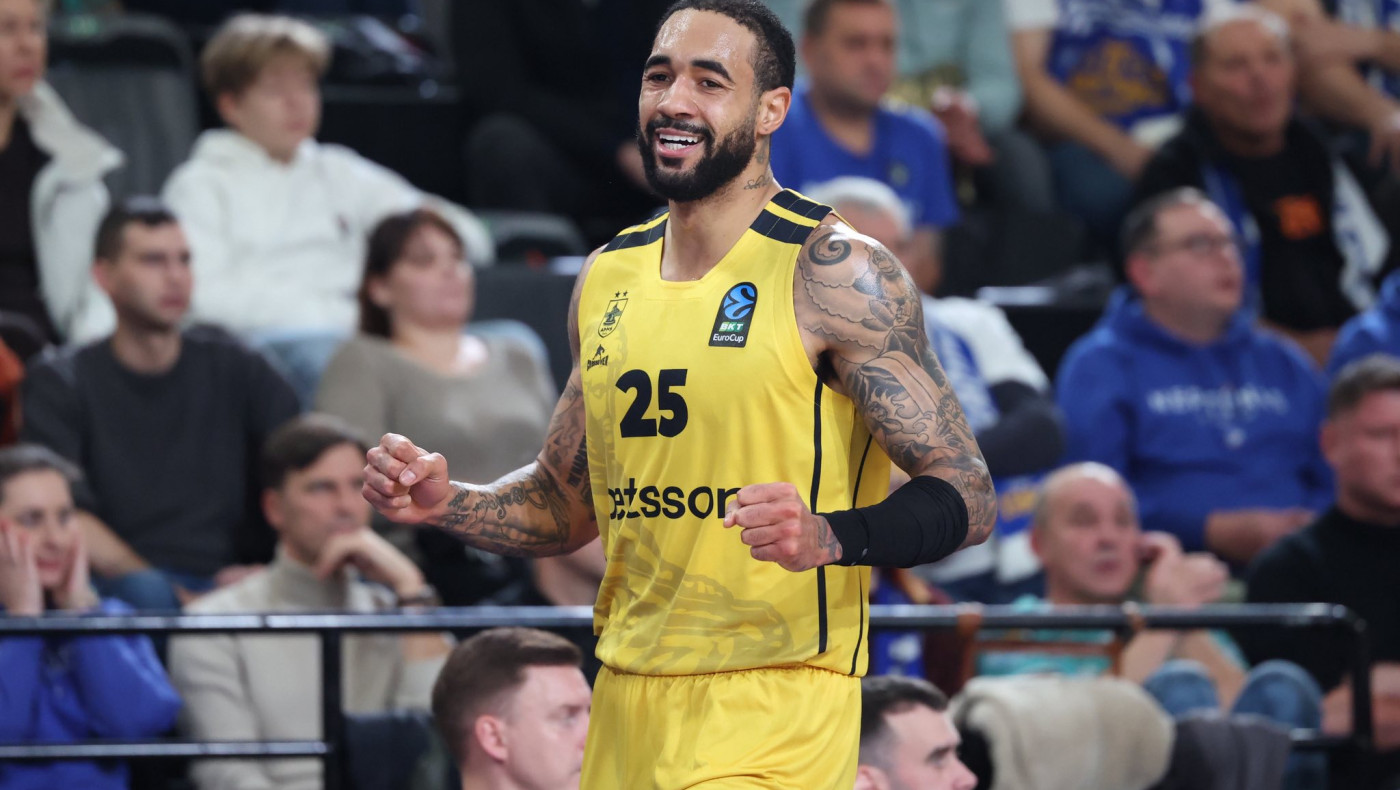 Χάρελ: «Είναι μεγάλη νίκη-Υπάρχουν κι άλλα περιθώρια βελτίωσης»