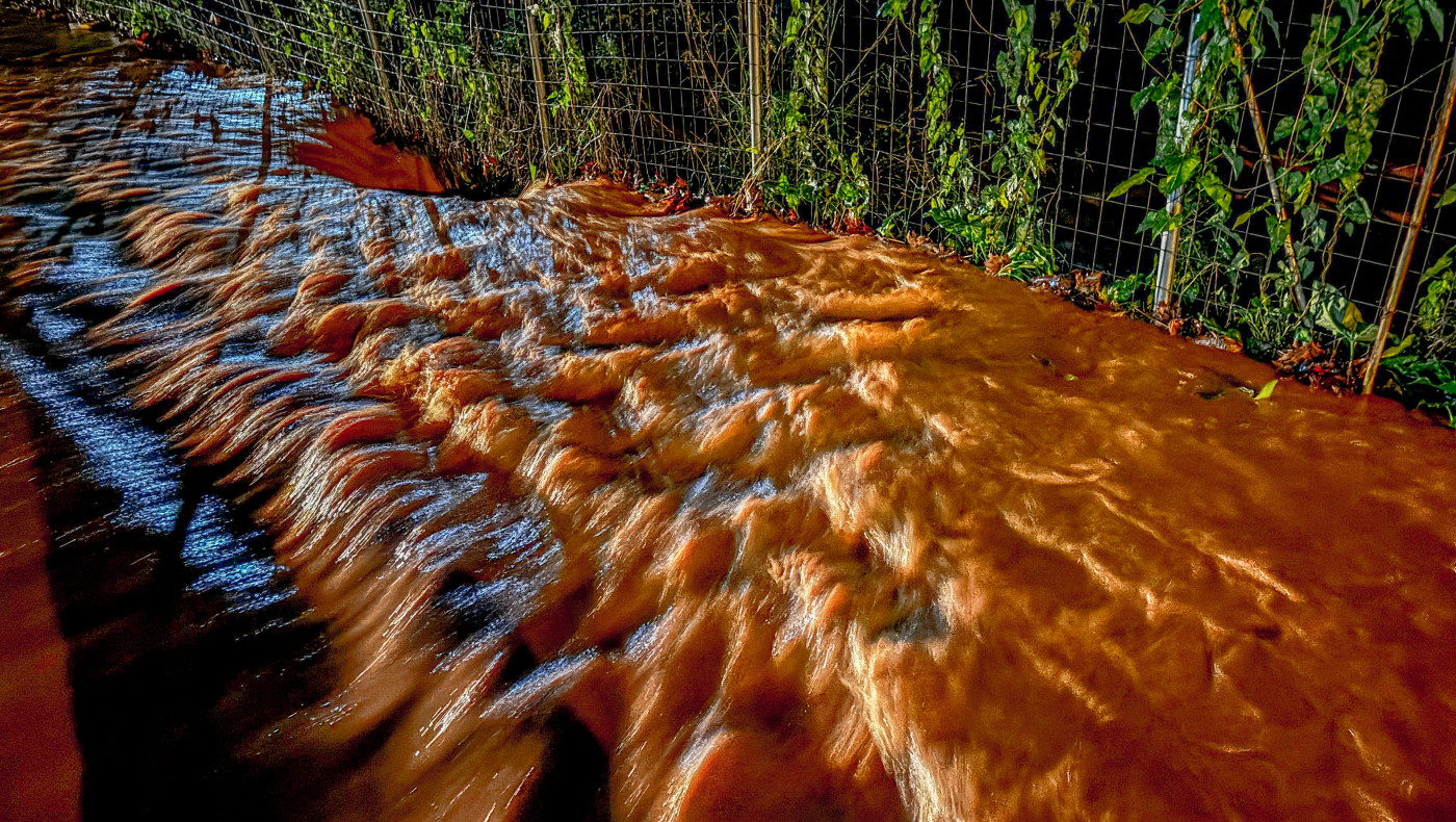 Πνίγεται η Ήπειρος: Χωρίς νερό, ρεύμα και αποκλεισμένοι οι κάτοικοι