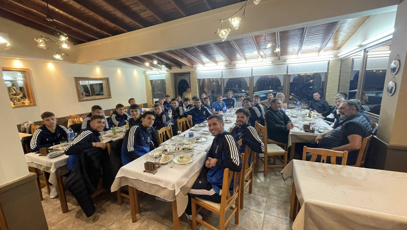 Δείπνο συσπείρωσης στον Ποσειδώνα Μηχανιώνας