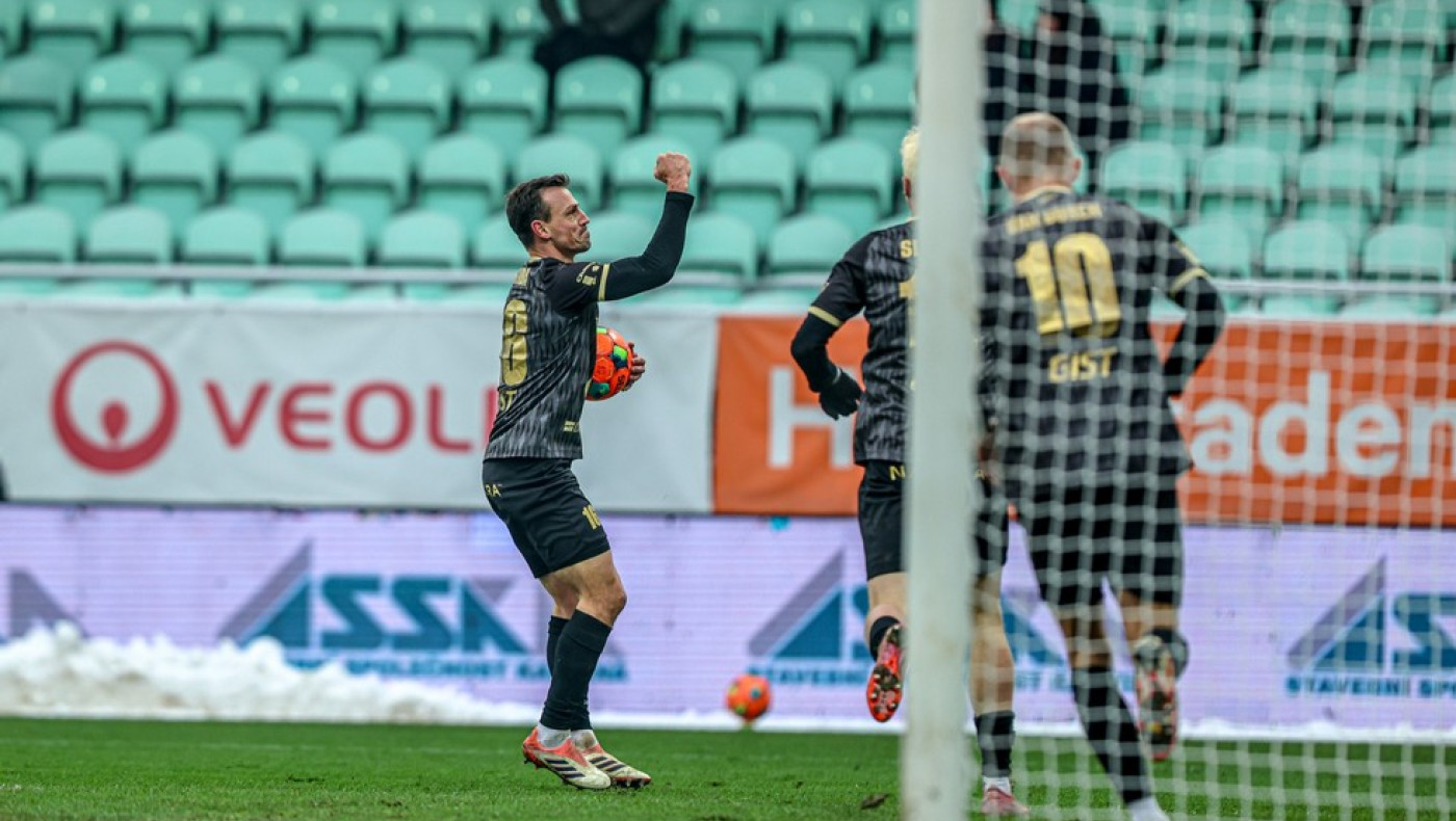 Ο Νταρίντα επέστρεψε πιο δυνατός: Σημείωσε δύο γκολ με την Χράντετς Κράλοβε