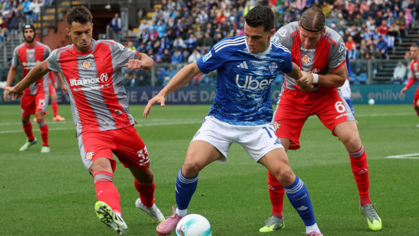 Επέστρεψε στα γκολ ο Δουβίκας: Έδωσε το προβάδισμα στην Κόμο