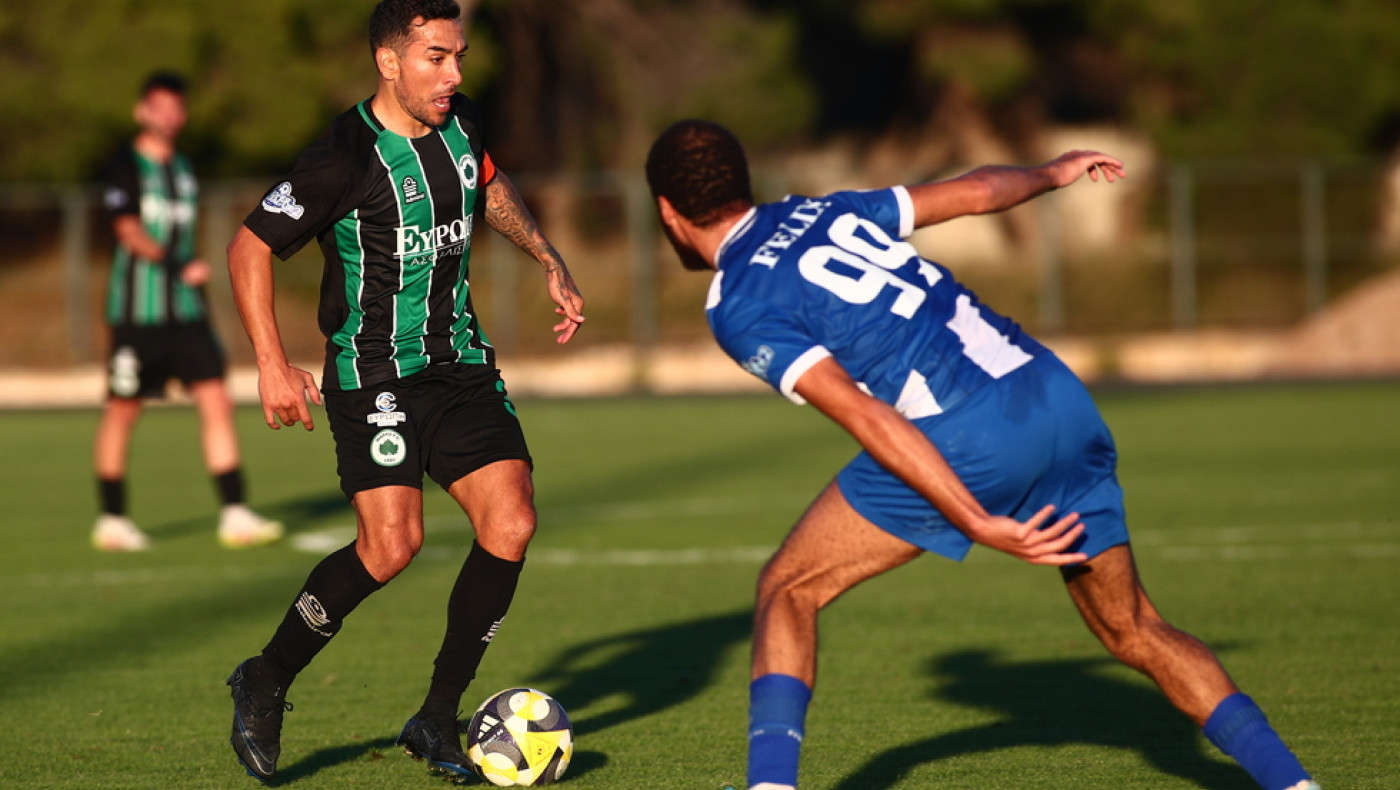 SL2: Πρόεδρος εισέβαλε στα αποδυτήρια και χαστούκισε τον τερματοφύλακα της ομάδας του!