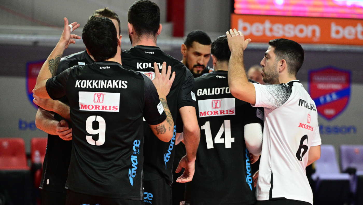 Απίστευτη ατμόσφαιρα από τους φίλους του ΠΑΟΚ στην Κύπρο!