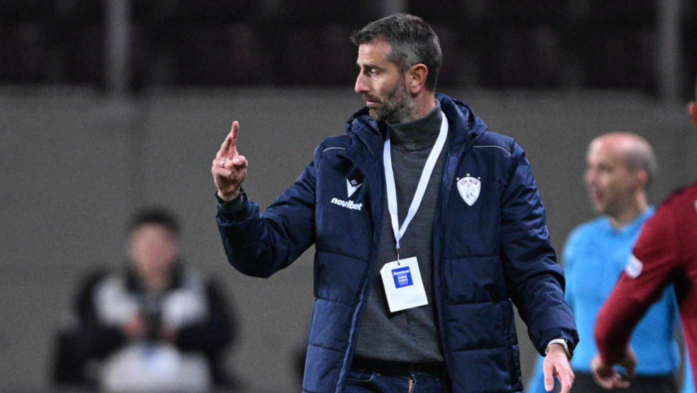 Τέλος ο Μαλεζάς από την ΑΕΛ μετά την ισοπαλία με Παναθηναϊκό