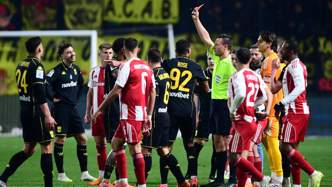 Άρης-Ολυμπιακός: Οι αποβολές Γκαρθία και Φαντιγκά στο δεύτερο ημίχρονο