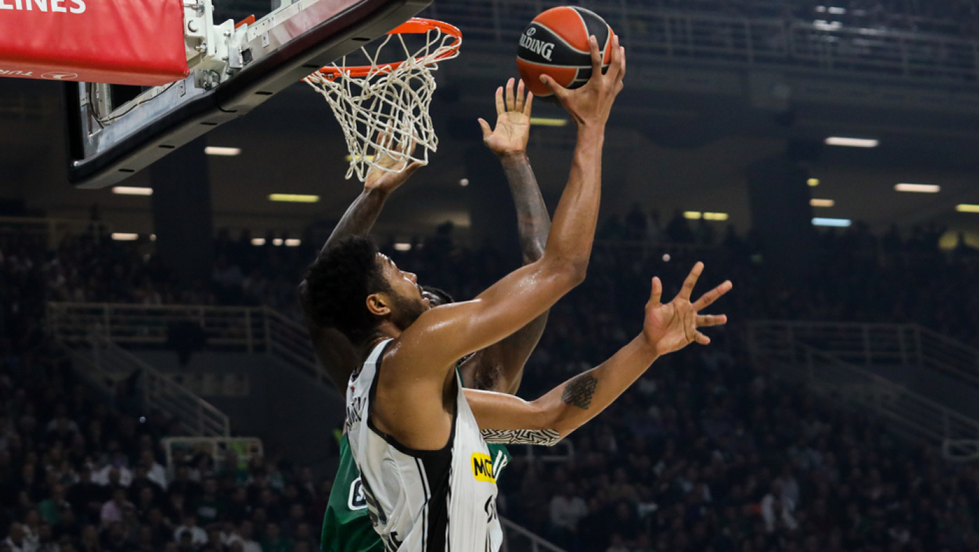 Πρώτο φαβορί για Καμπόκλο η Ντουμπάι