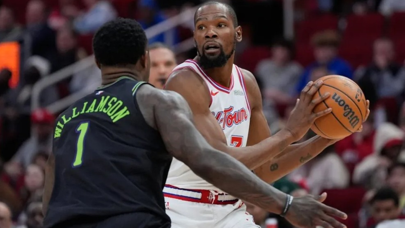 ΝΒΑ: Βραδιά ιστορικών ρεκόρ με πρωταγωνιστή τον Ντουράντ