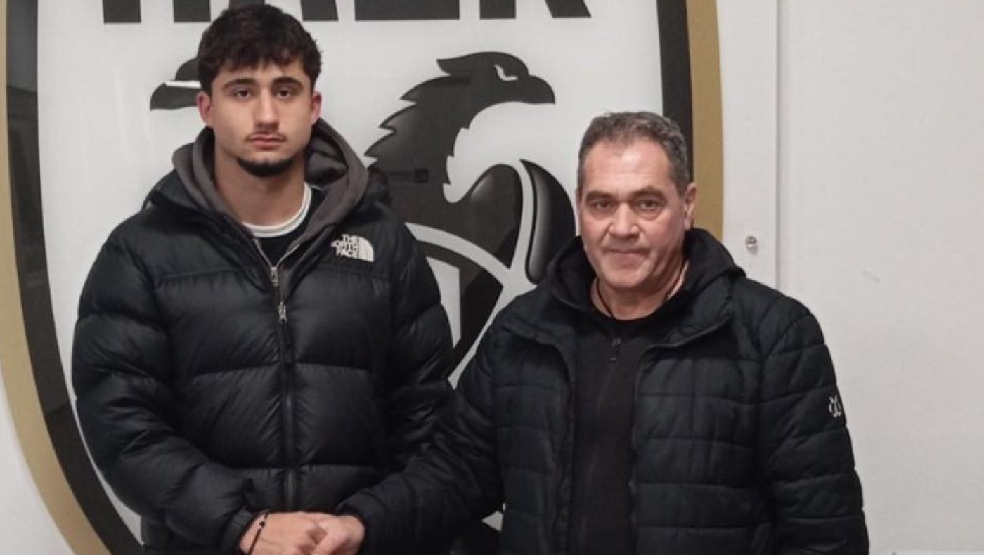 Ποσειδώνας Μηχανιώνας; Απέκτησε με την μορφή δανεισμού τον Λέλεκα