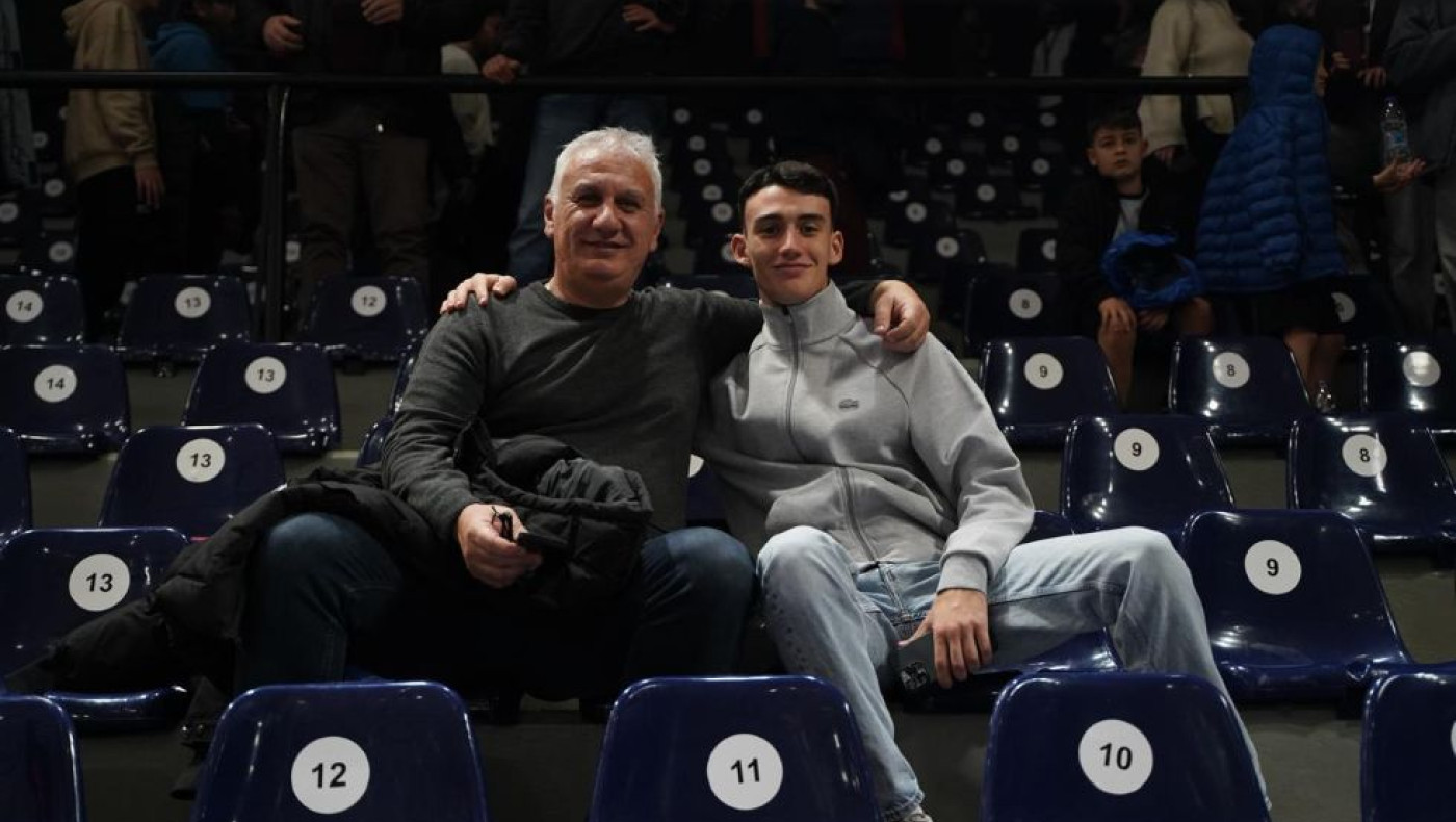 Δίπλα στον ΠΑΟΚ σε κάθε γήπεδο ο Βασίλης Ανατολίτης και ο γιος του